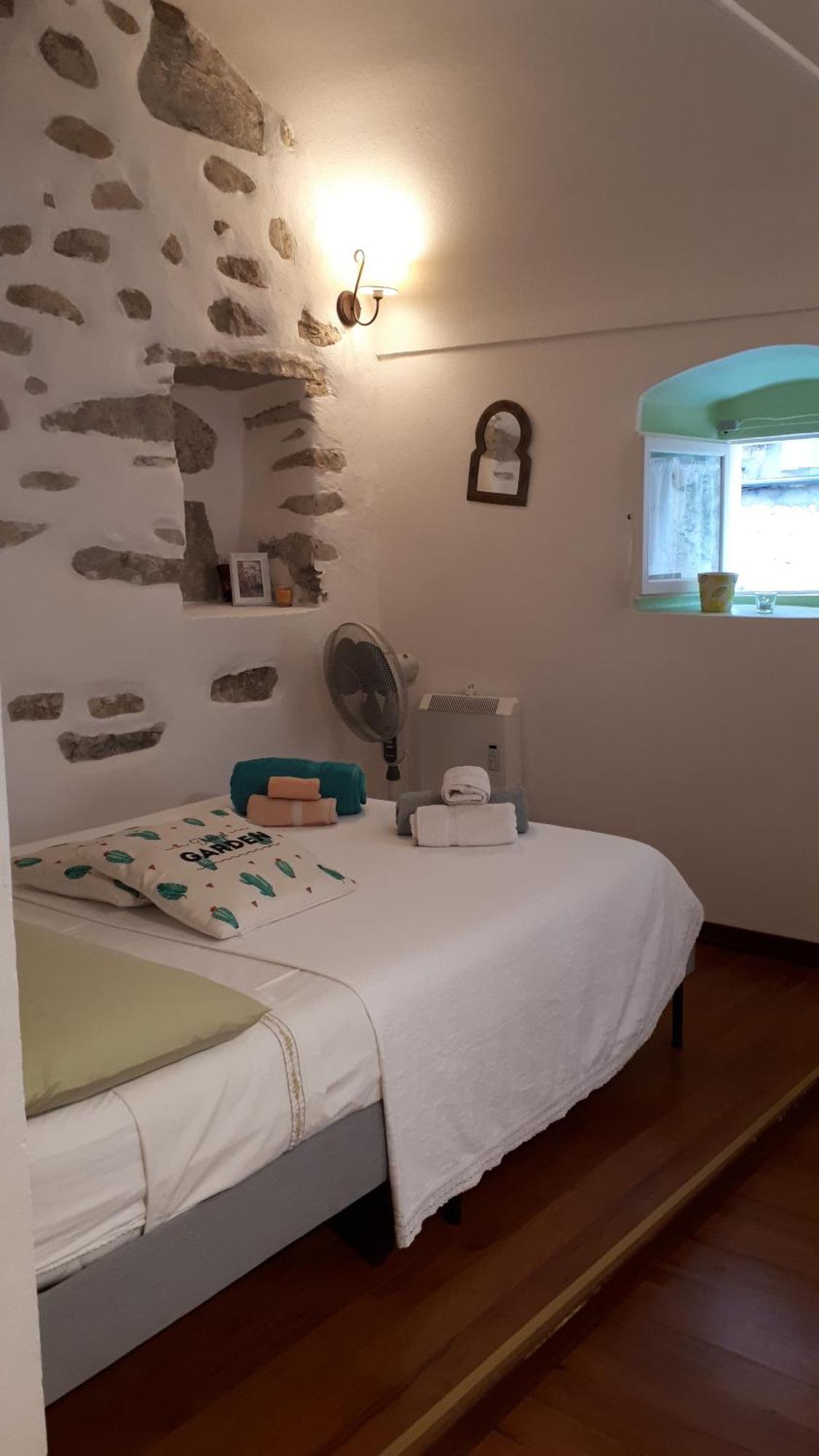 Casa Atena Centro Storico Lägenhet Sanremo Exteriör bild